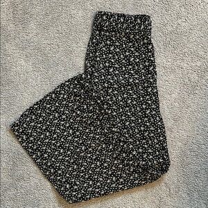 & Other Stories Women’s Size 6 Black Floral Print Pants